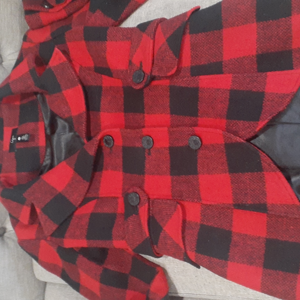 Aqua  red button down shacket XS. - Picture 12 of 14
